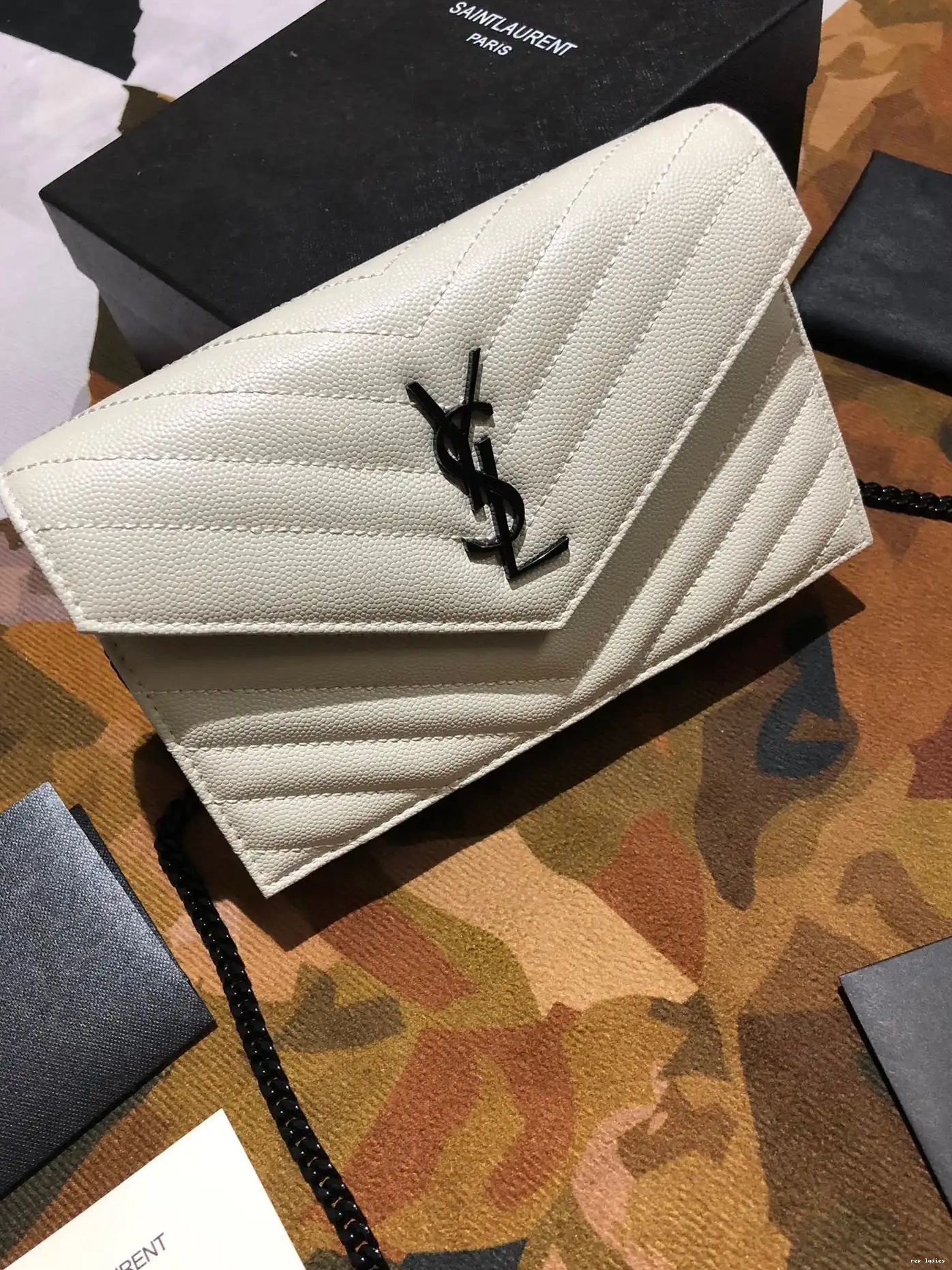 REP CASSANDRE WALLET MATELASSÉ CHAIN YSL 0525